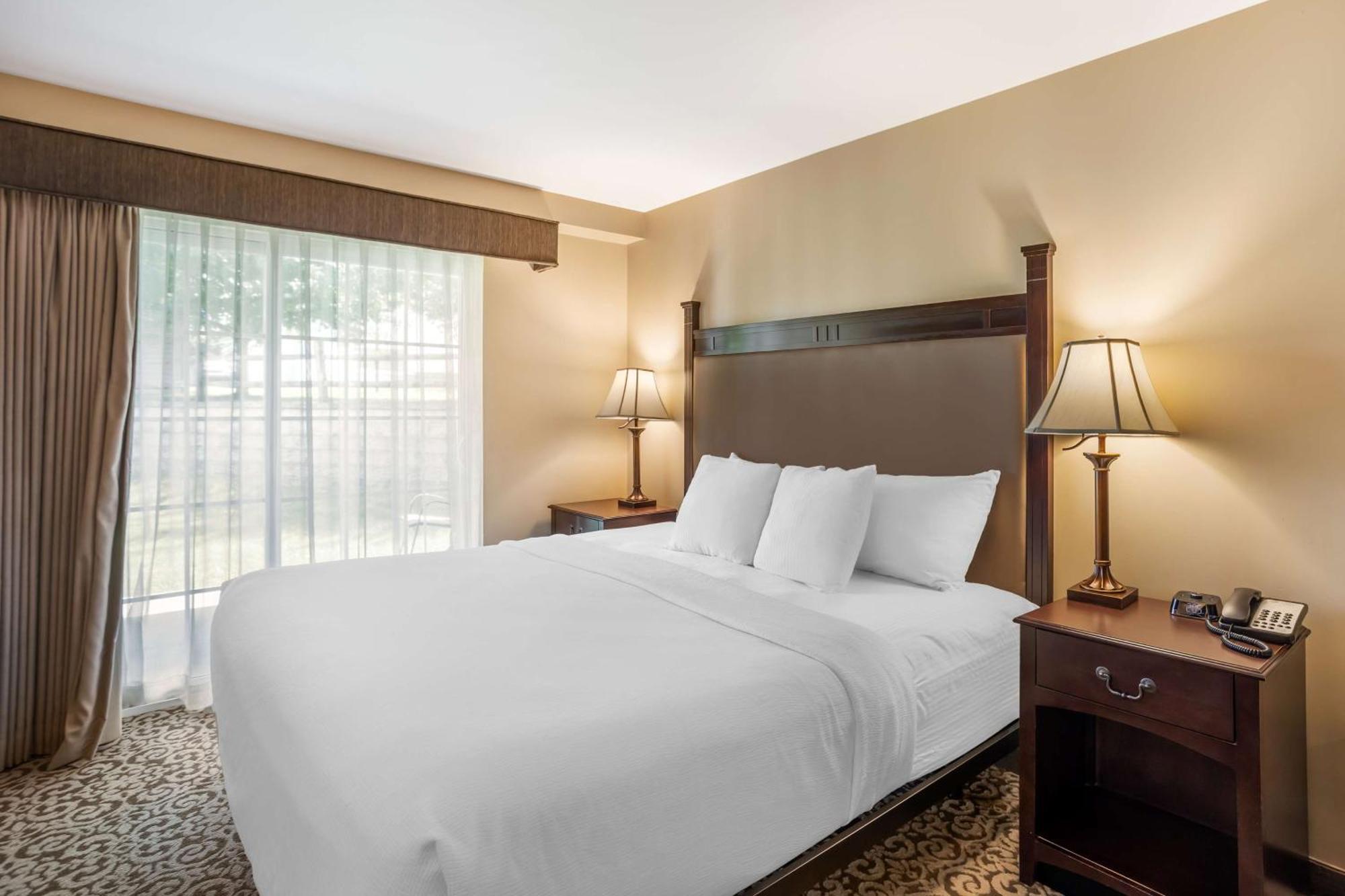 Best Western Plus Intercourse Village Inn Exterior photo