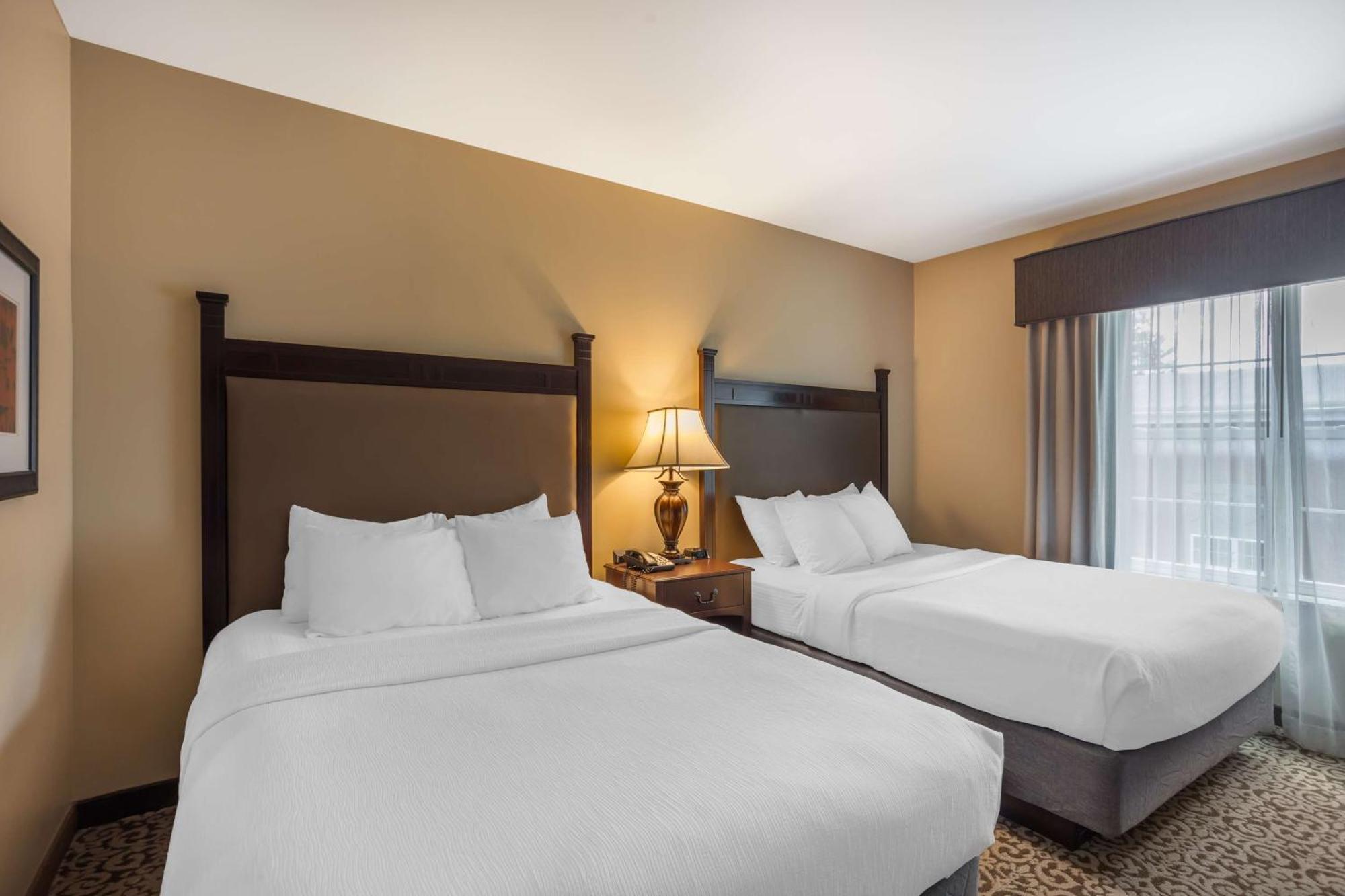 Best Western Plus Intercourse Village Inn Exterior photo